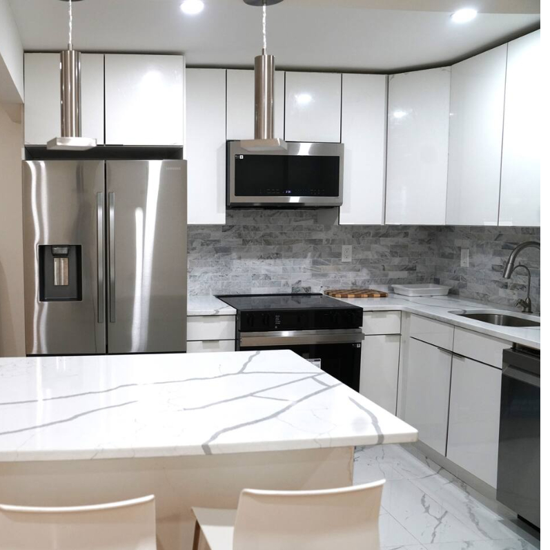 newly renovated fully Furnished 3BR 2bath... - Photo 2