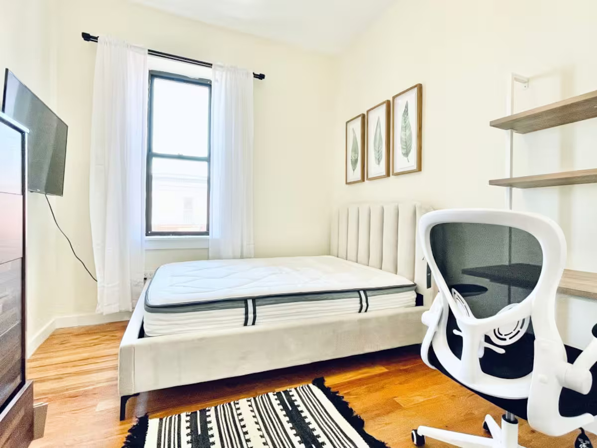 HDTV room by Prospect Park w/ rooftop, 199 - Photo 5