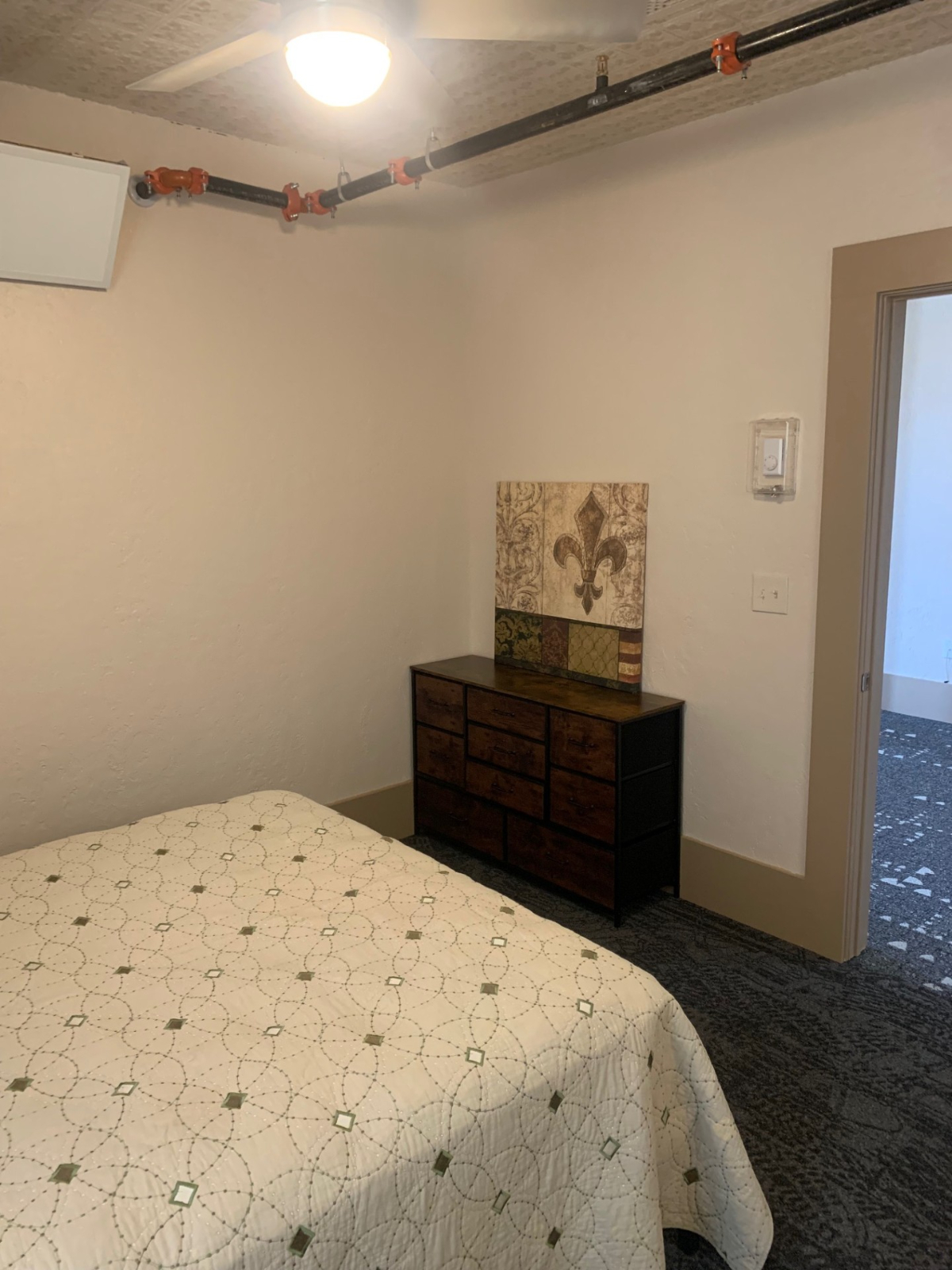 Furnished Downtown Historic Loft - Photo 9