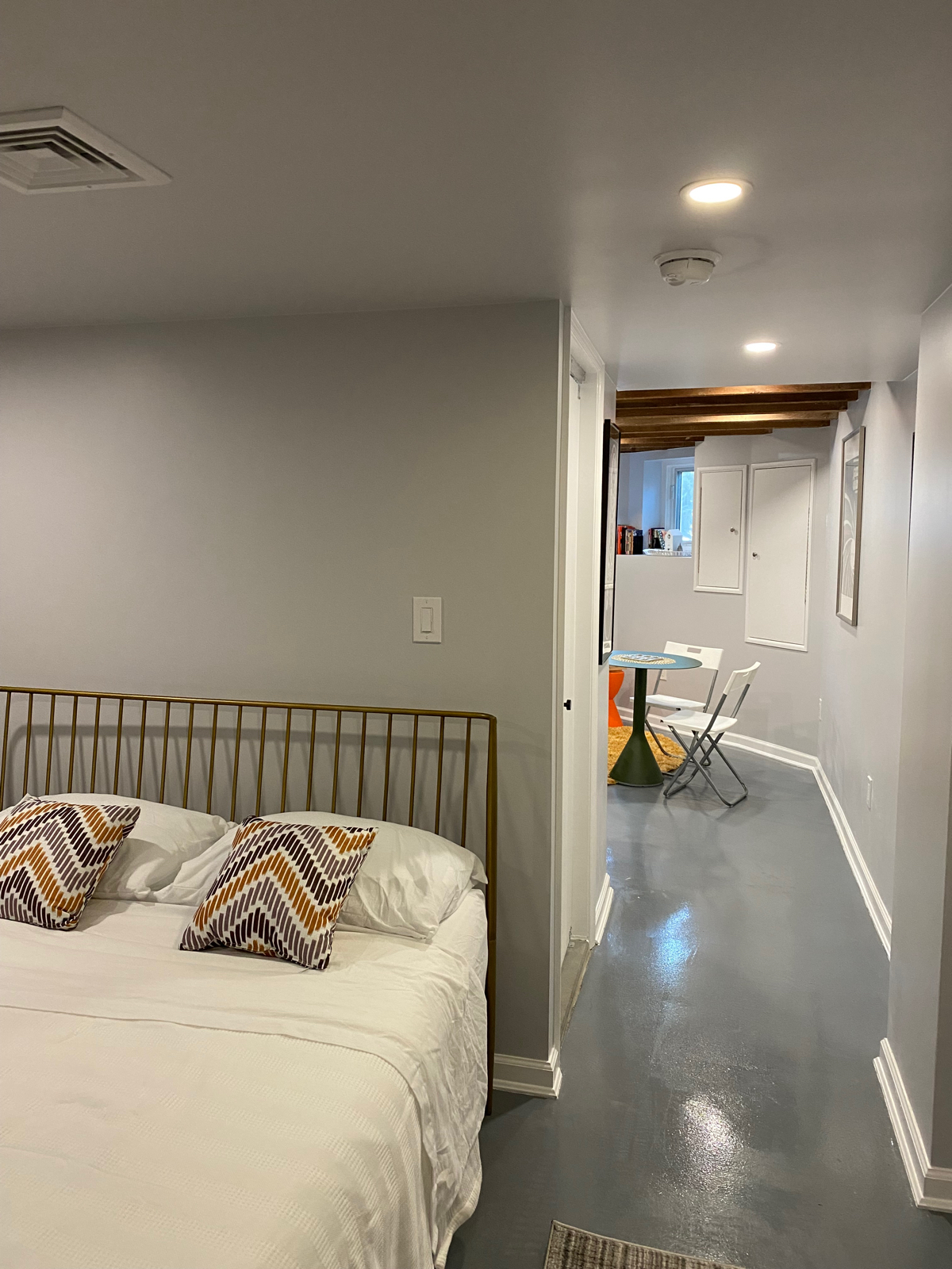 Private Suite in Historic Brooklyn - Photo 7