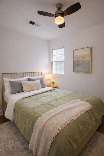 Sun Filled Apartment in Shaw with Private Patio - Photo 8