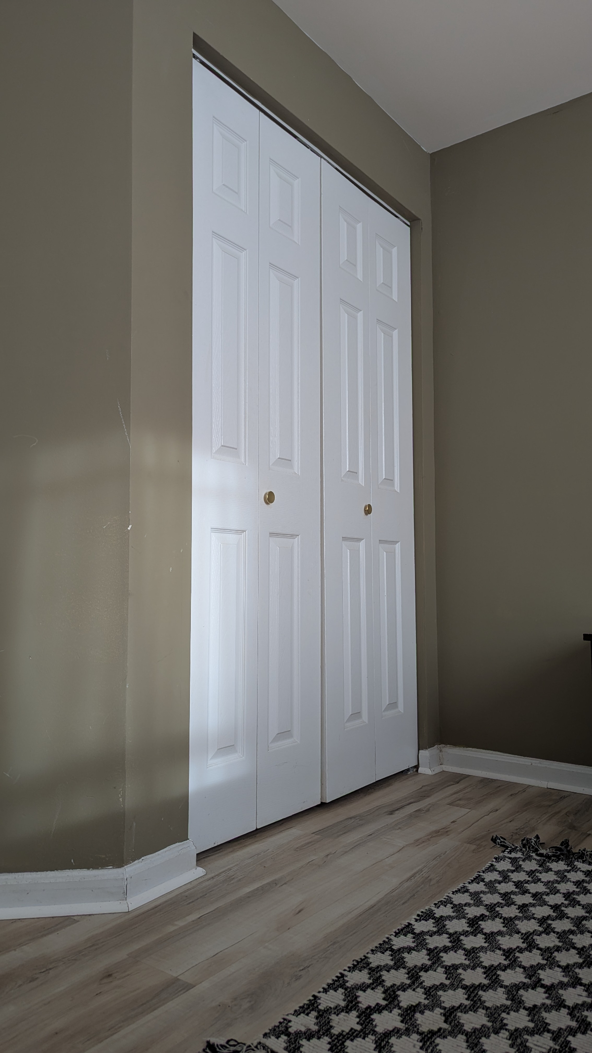 Quiet & Private Furnished 1BR Walkout | Utilities Included | Near Metro, Navy Yard, Downtown DC & DC - Photo 5
