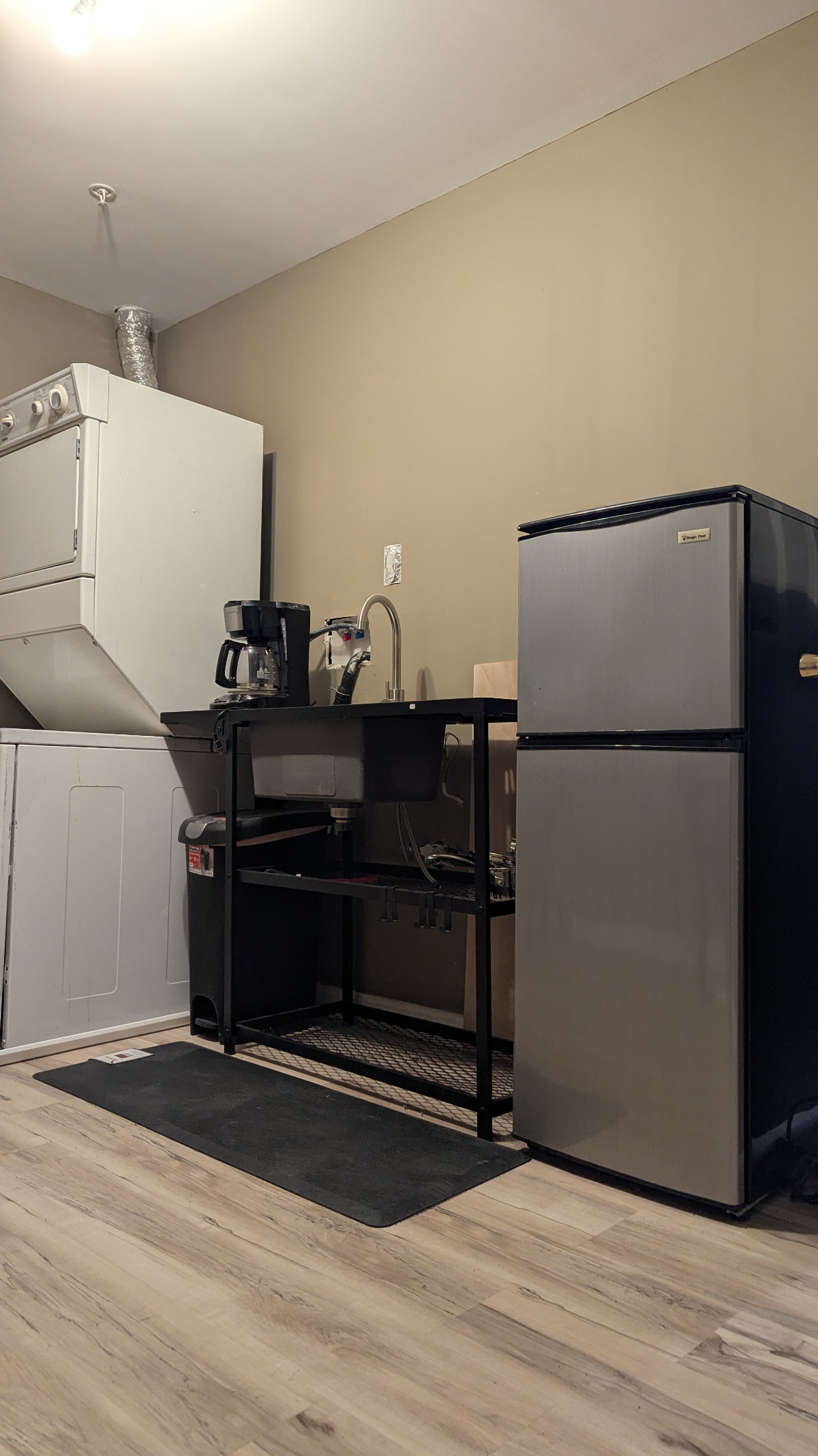 Quiet & Private Furnished 1BR Walkout | Utilities Included | Near Metro, Navy Yard, Downtown DC & DC - Photo 7