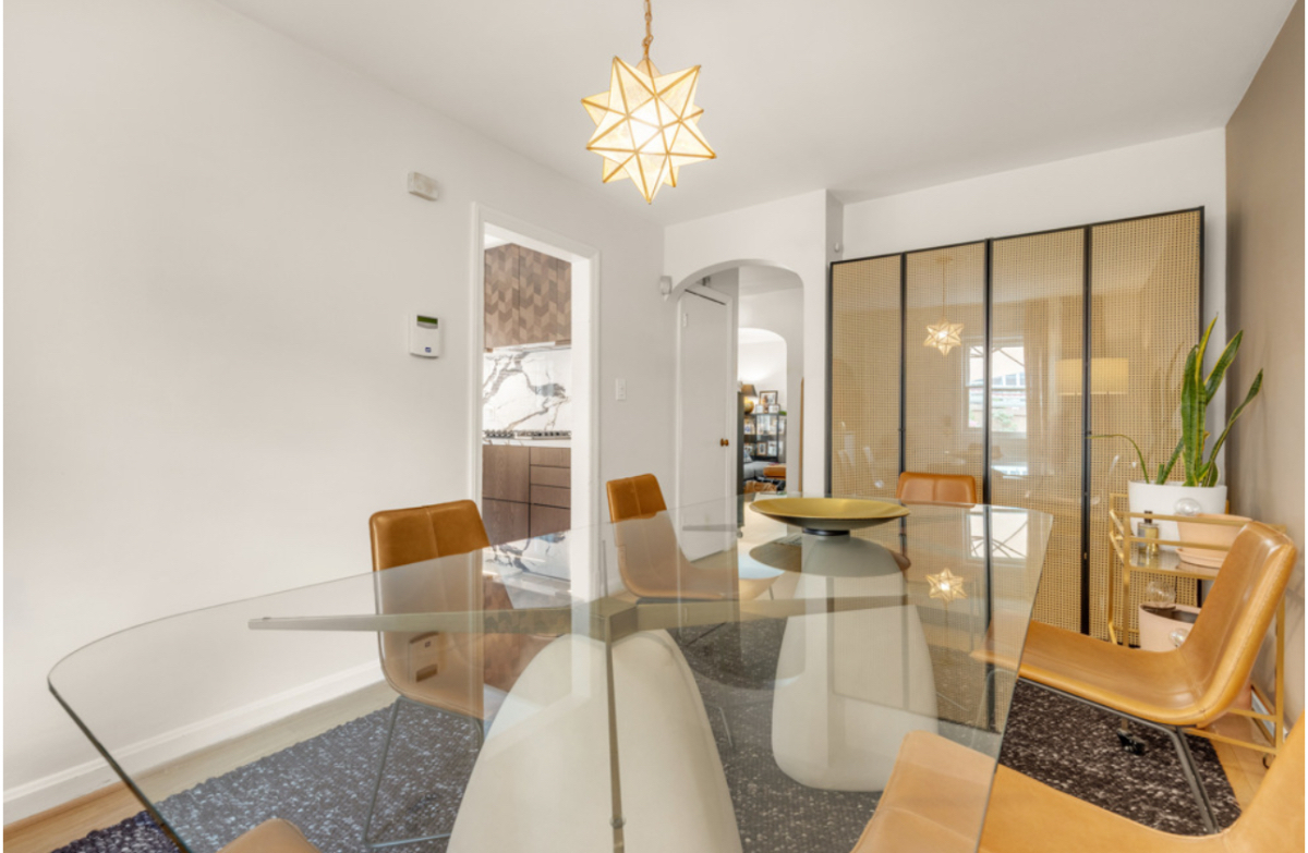 Light filled room with private bathroom in beautiful spacious house (2 available) - Photo 5