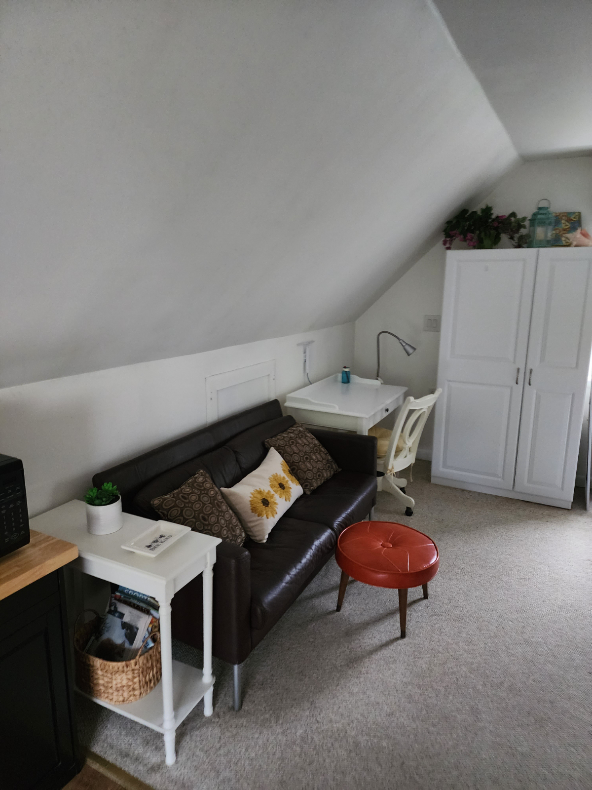 Suite Bee Haven, close to Hospitals. Colleges etc. - Photo 3