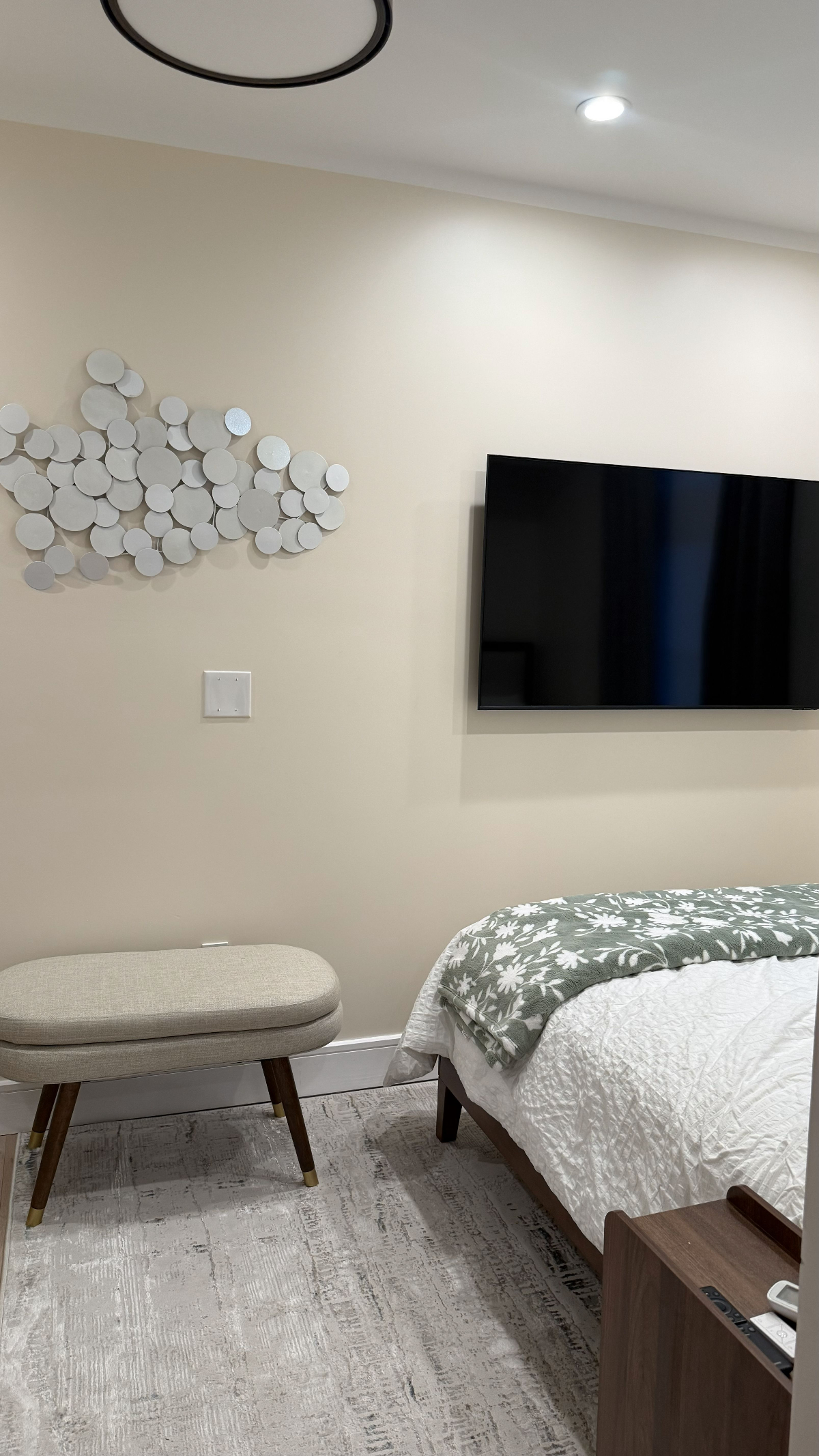 Modern Elegance Meets Ultimate Convenience  - Stunning New 1BR Apartment - Photo 12