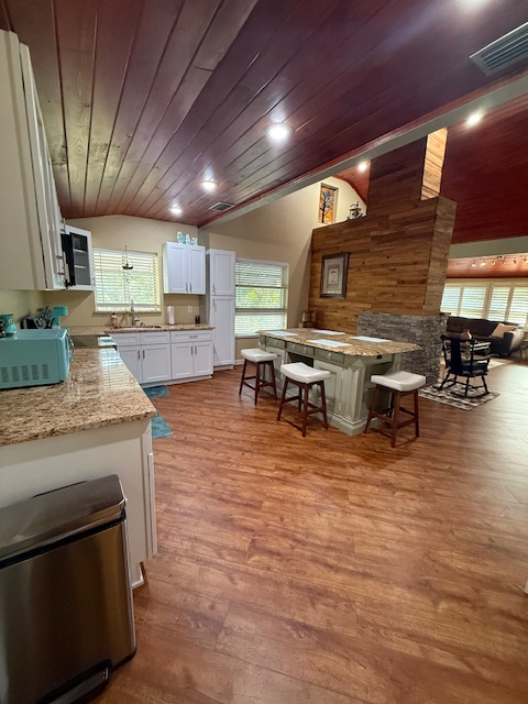 Comfortable 1BR House Near Hospitals And Downtown New Port Richey - Photo 5