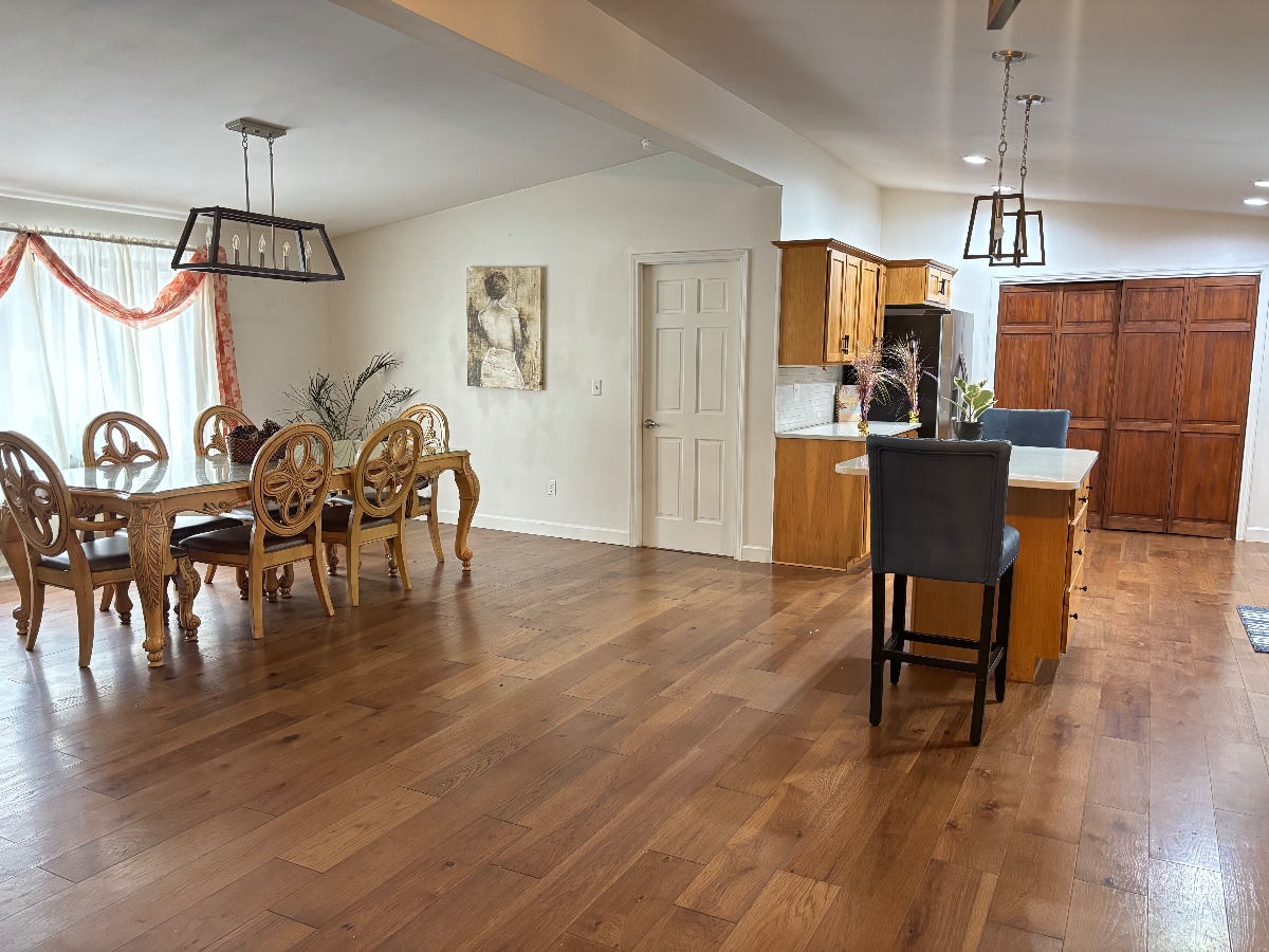Perfect Waverly Stay - Spacious 4-Bedroom Home with Pool, Game Room, and Easy Access to Golf, Dining - Photo 12