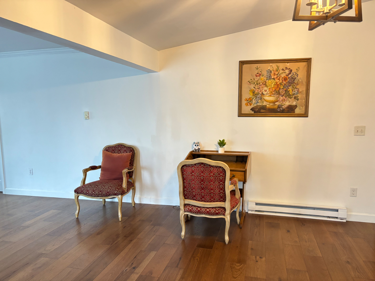 Perfect Waverly Stay - Spacious 4-Bedroom Home with Pool, Game Room, and Easy Access to Golf, Dining - Photo 8