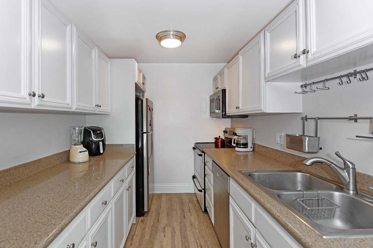 Studio in the Heart of Hillcrest - Photo 6