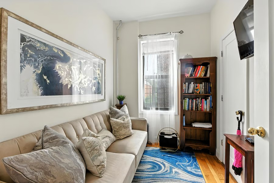 Modern NYC Apartment Private Room Great Value Stay - Photo 5
