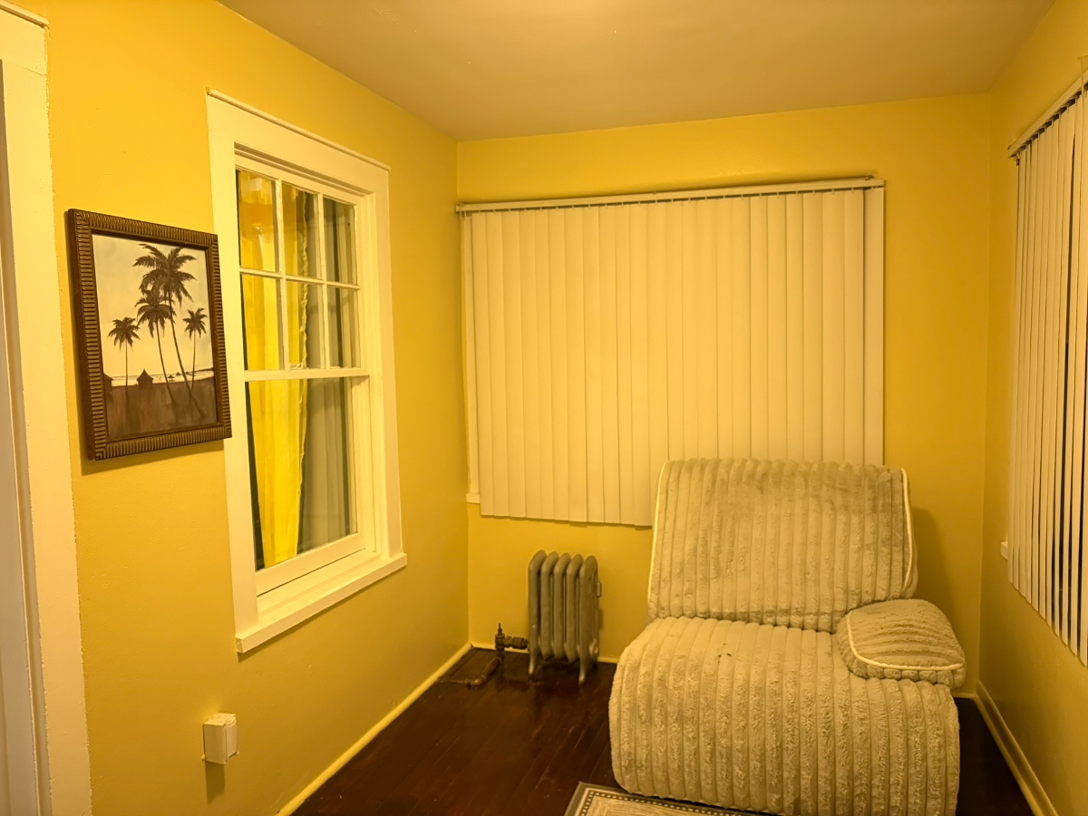 Cozy & Spacious 3-Bedroom Home - Fully Furnished with Patio, Parking & Wi-Fi - Photo 8