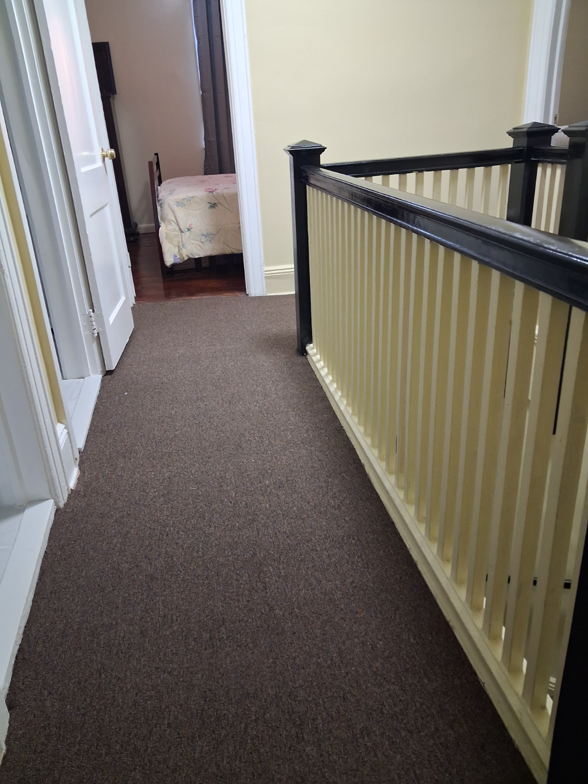 Cozy & Spacious 3-Bedroom Home - Fully Furnished with Patio, Parking & Wi-Fi - Photo 11