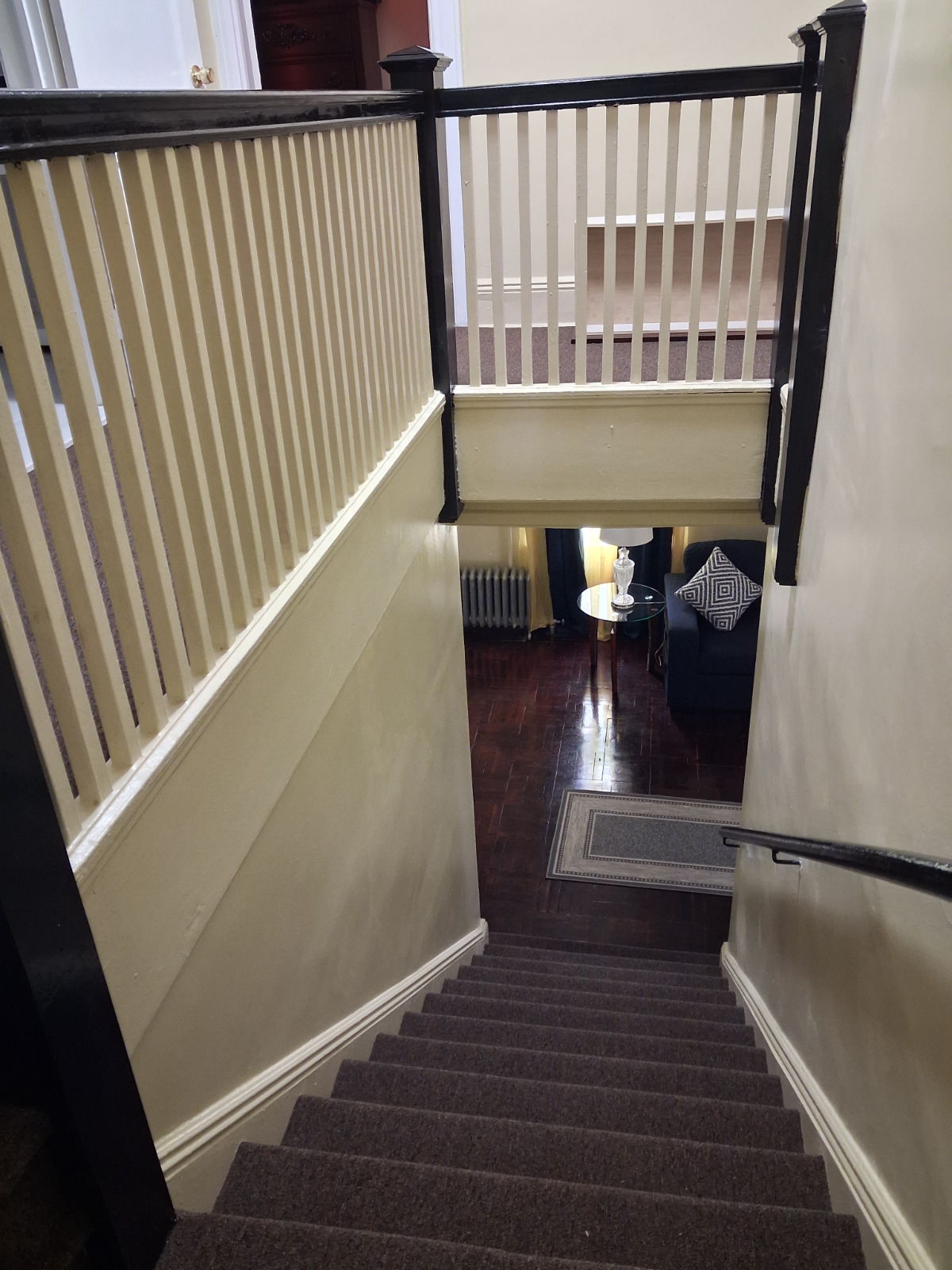 Cozy & Spacious 3-Bedroom Home - Fully Furnished with Patio, Parking & Wi-Fi - Photo 10