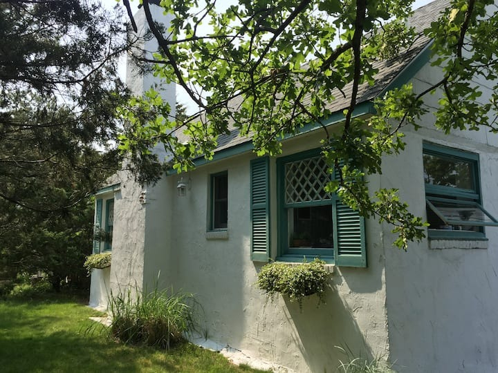 Waterfront English Cottage - Photo 5
