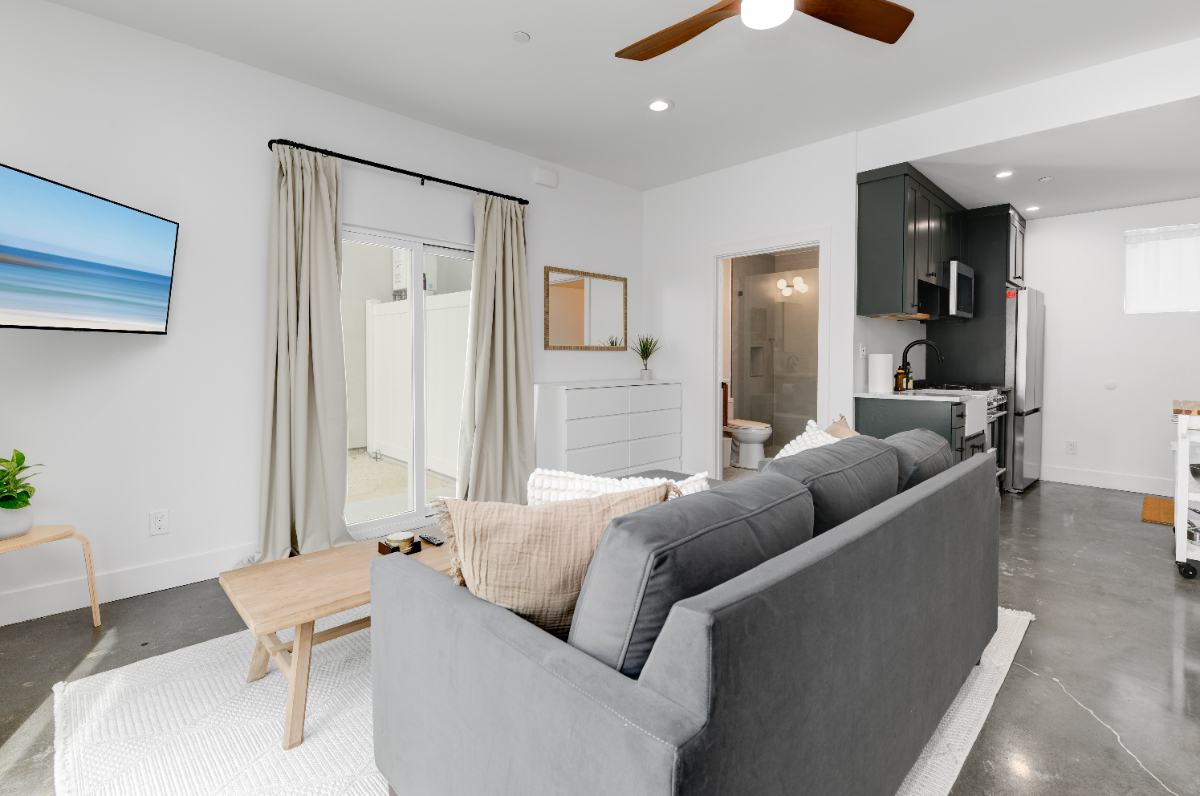 North Park Modern Studio - Unit A w/ Private Yard - Photo 4