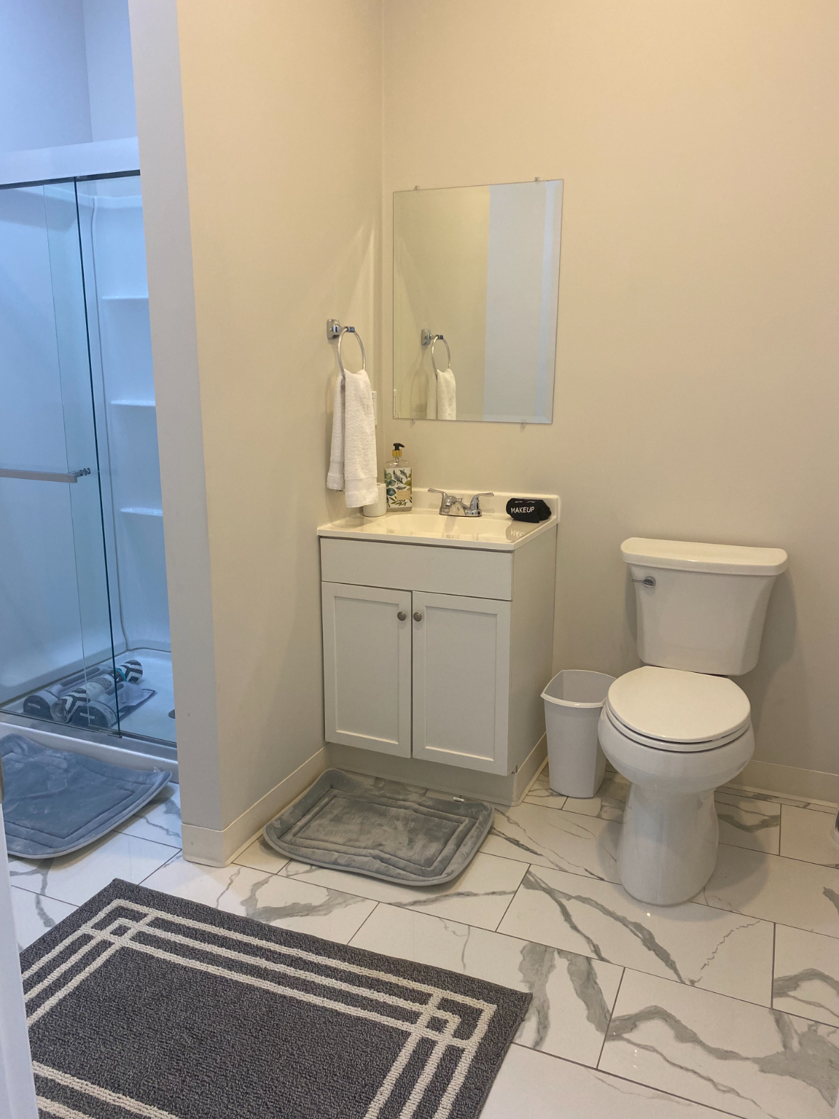 Parkville Golf Lodge Apartment - Photo 5