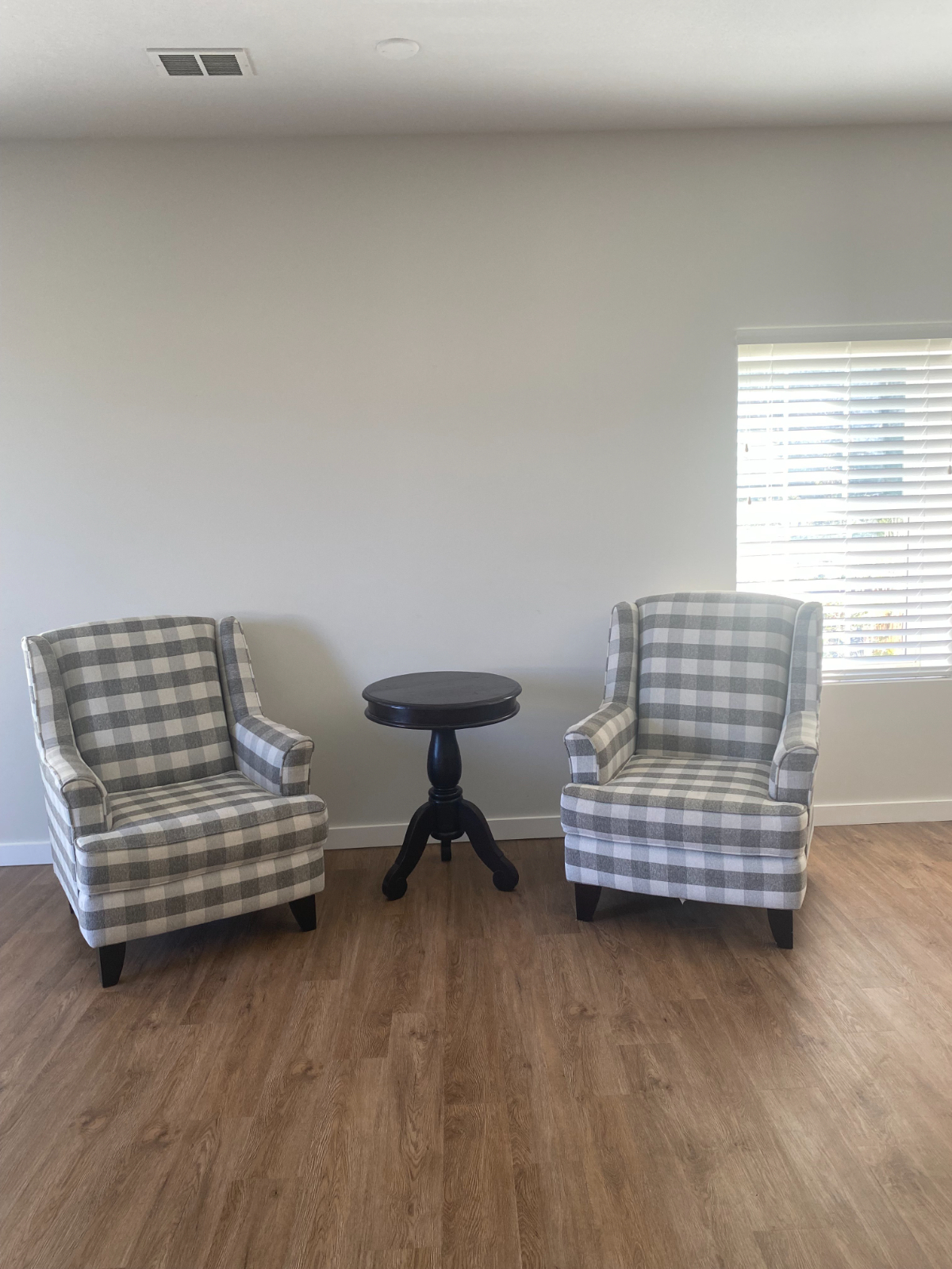 Parkville Golf Lodge Apartment - Photo 4