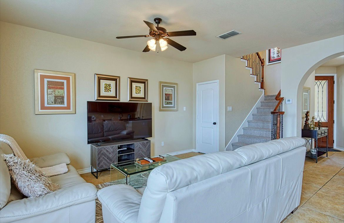 Gated Exclusive Community - Photo 4