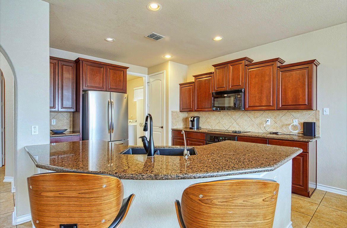 Gated Exclusive Community - Photo 10