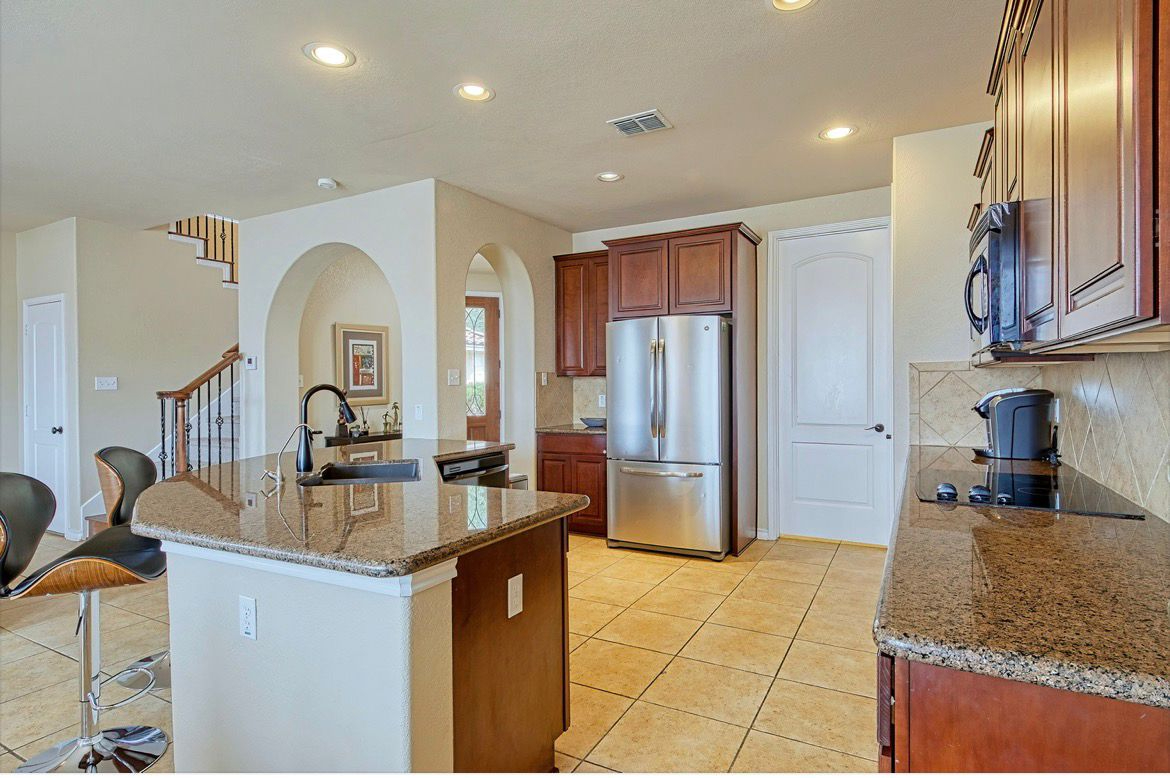 Gated Exclusive Community - Photo 9