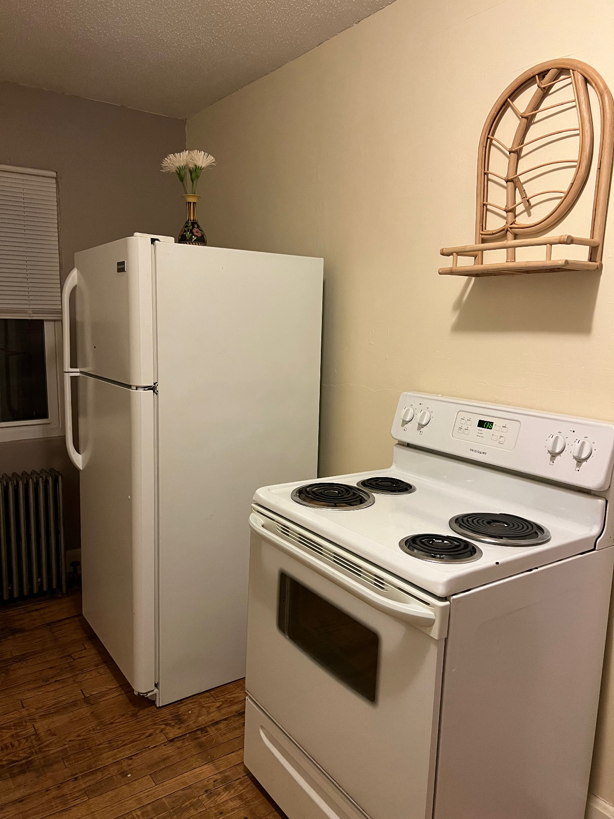 Cozy Apartment Above Local Coffee Shop - Photo 6