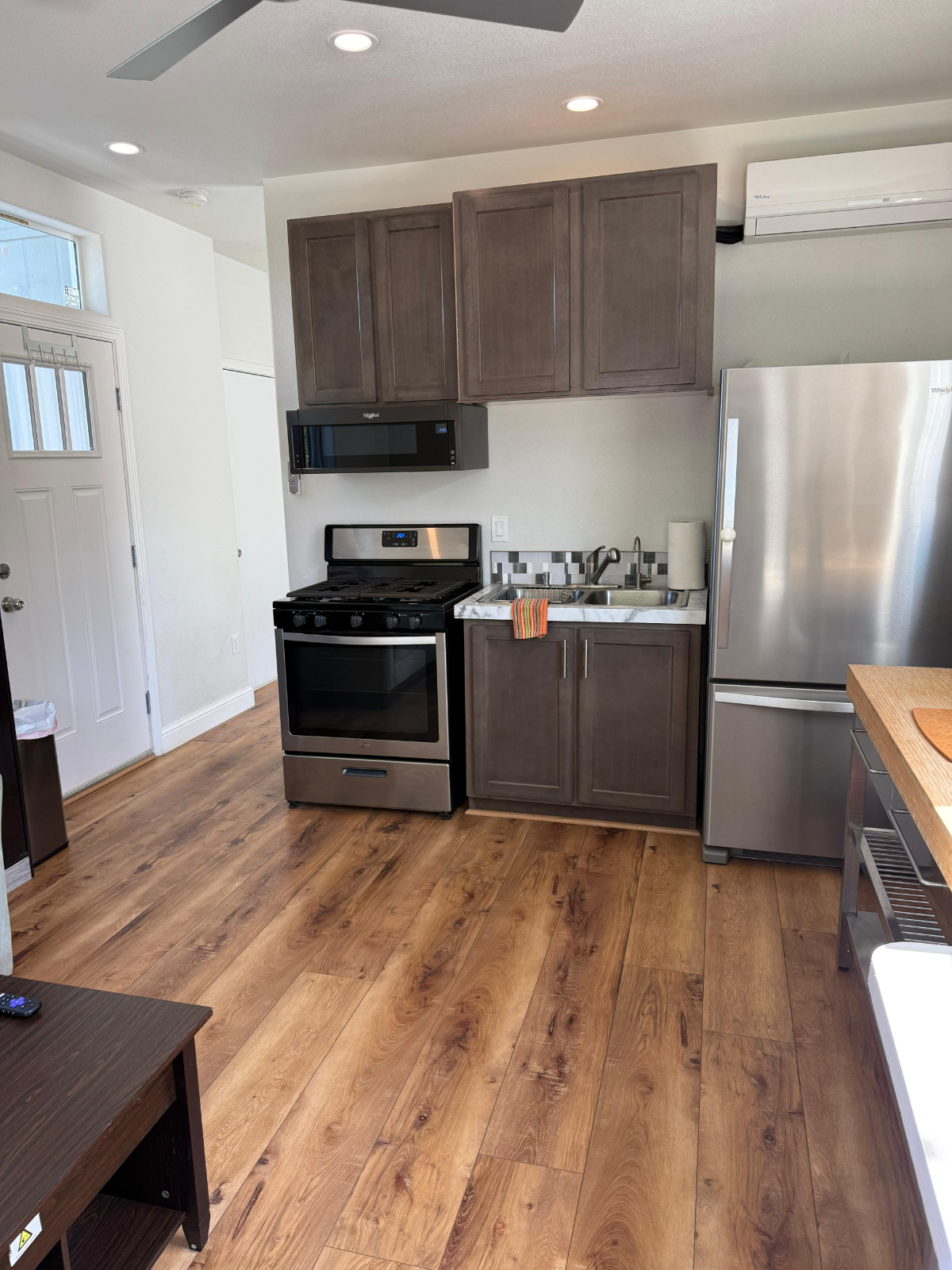 600 sq ft guest house - Photo 3