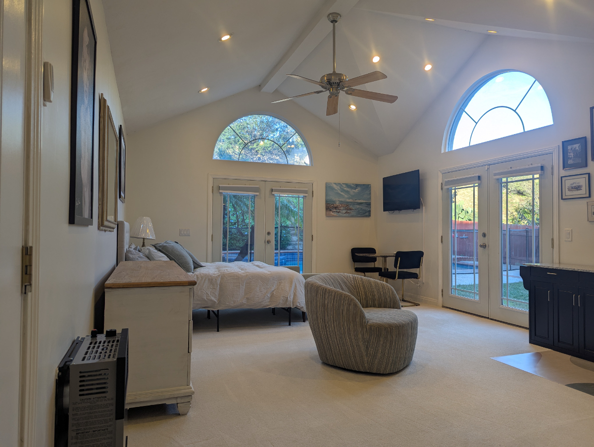 The Grand Room - 1b/1b ADU - Photo 1
