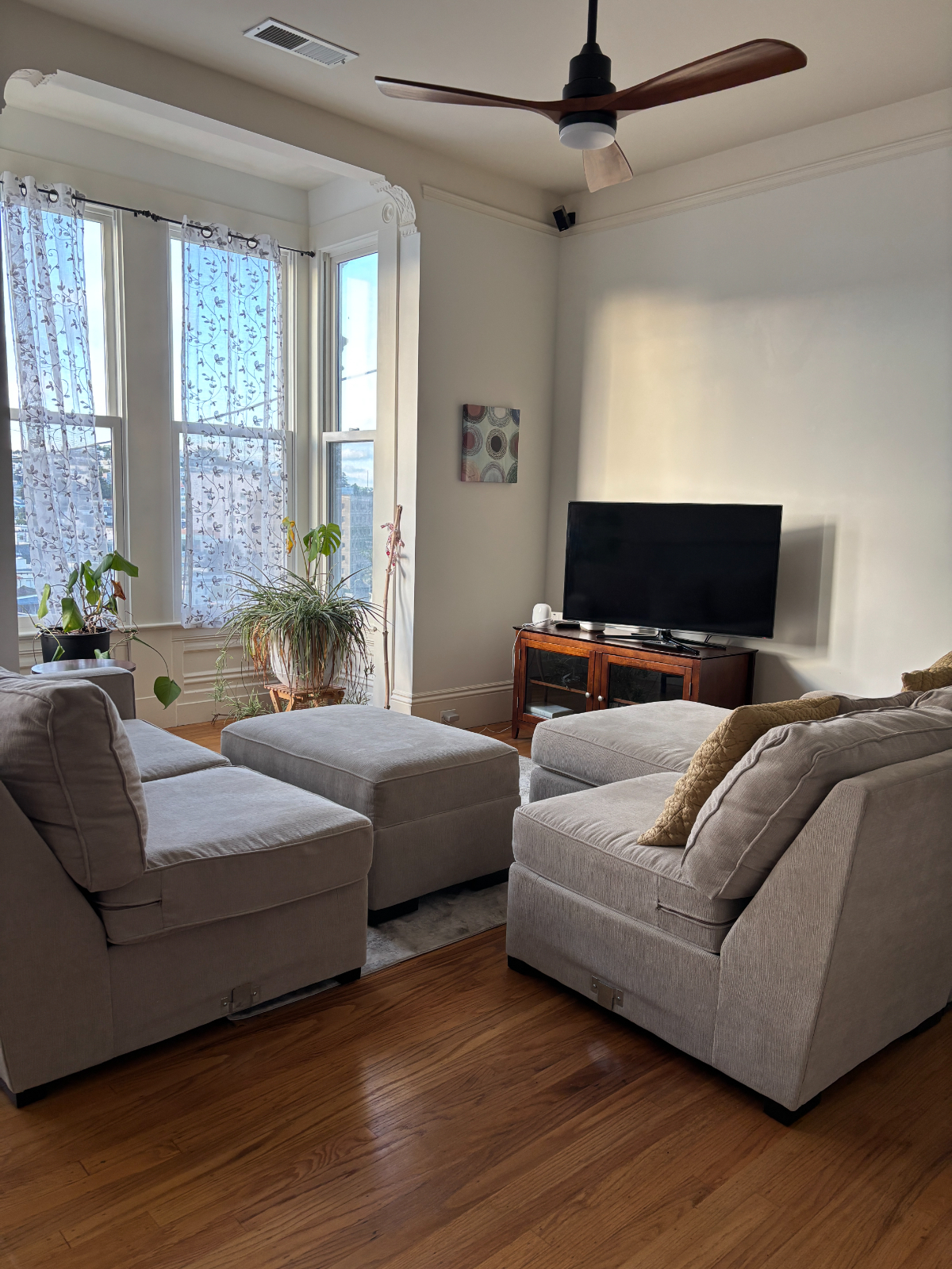3 bedroom, 2 bath charming home in desirable Bernal Heights - Photo 5