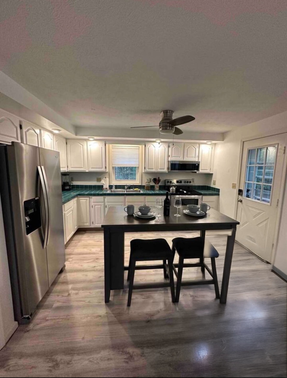 MI CASA TU CASA - LAKEVIEW 4 BEDS 2.5 BATHS WITH HOT TUB - Photo 6
