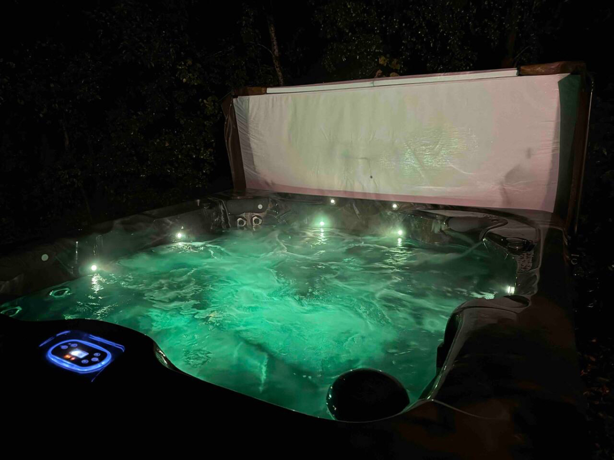 MI CASA TU CASA - LAKEVIEW 4 BEDS 2.5 BATHS WITH HOT TUB - Photo 4