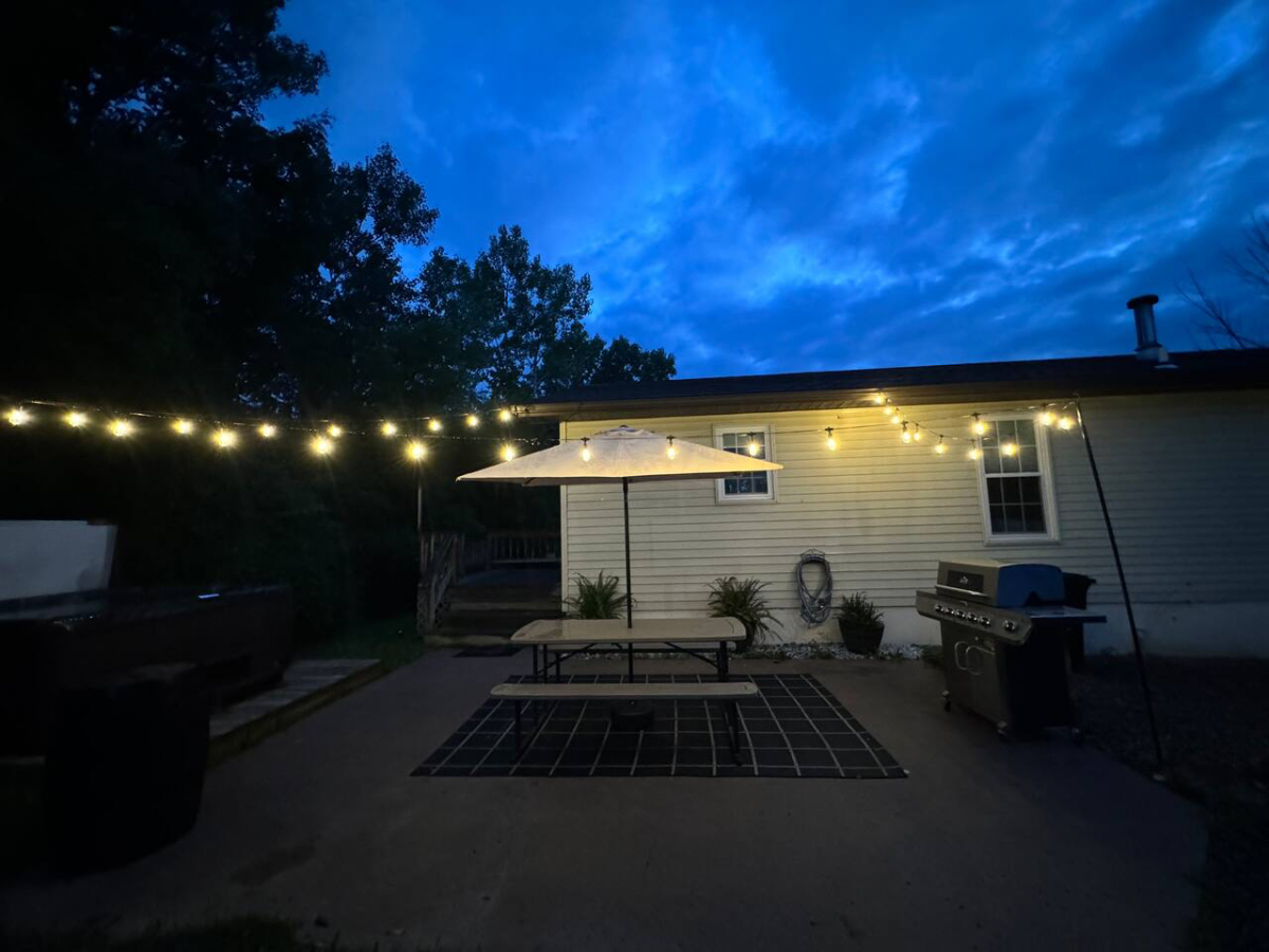 MI CASA TU CASA - LAKEVIEW 4 BEDS 2.5 BATHS WITH HOT TUB - Photo 3