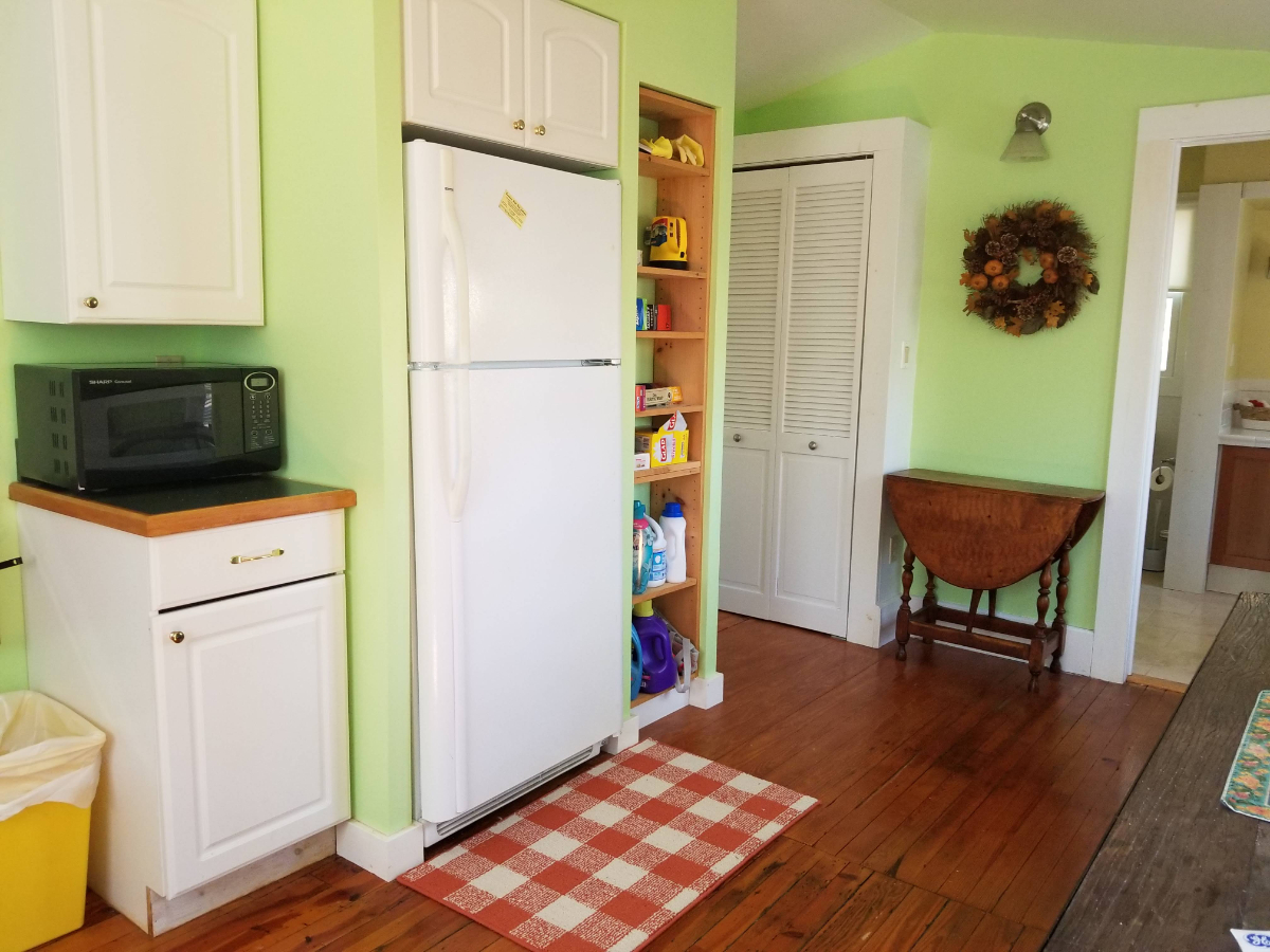 Sweet Charming Old Farmhouse - Photo 6