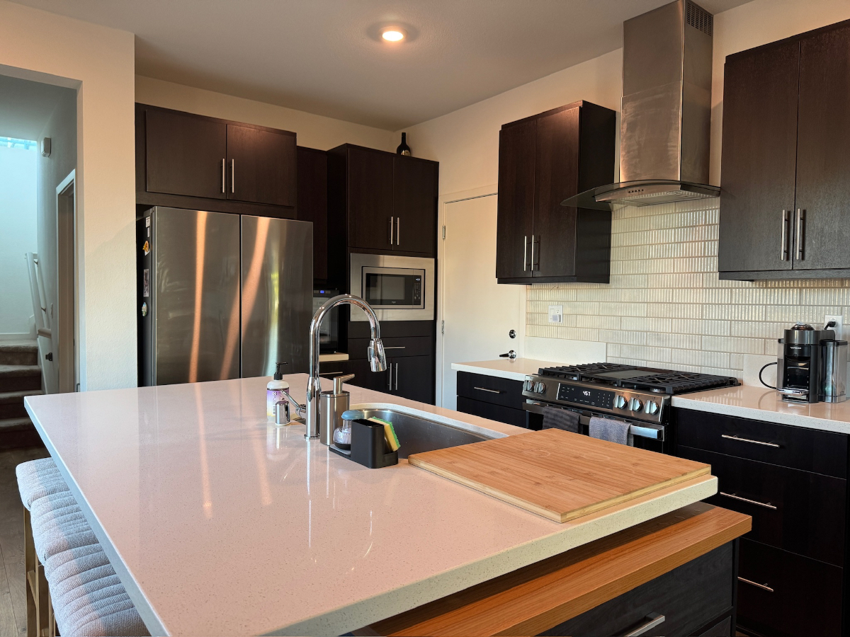 Modern Townhouse 2bed 2.5bath Downtown Sacramento - Photo 3