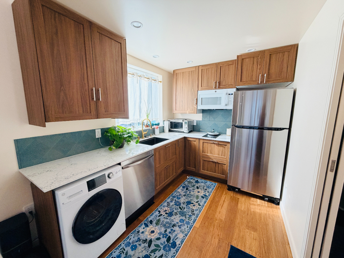 Private, Spacious and Peaceful- Back Unit in Desirable Eagle Rock - Photo 4