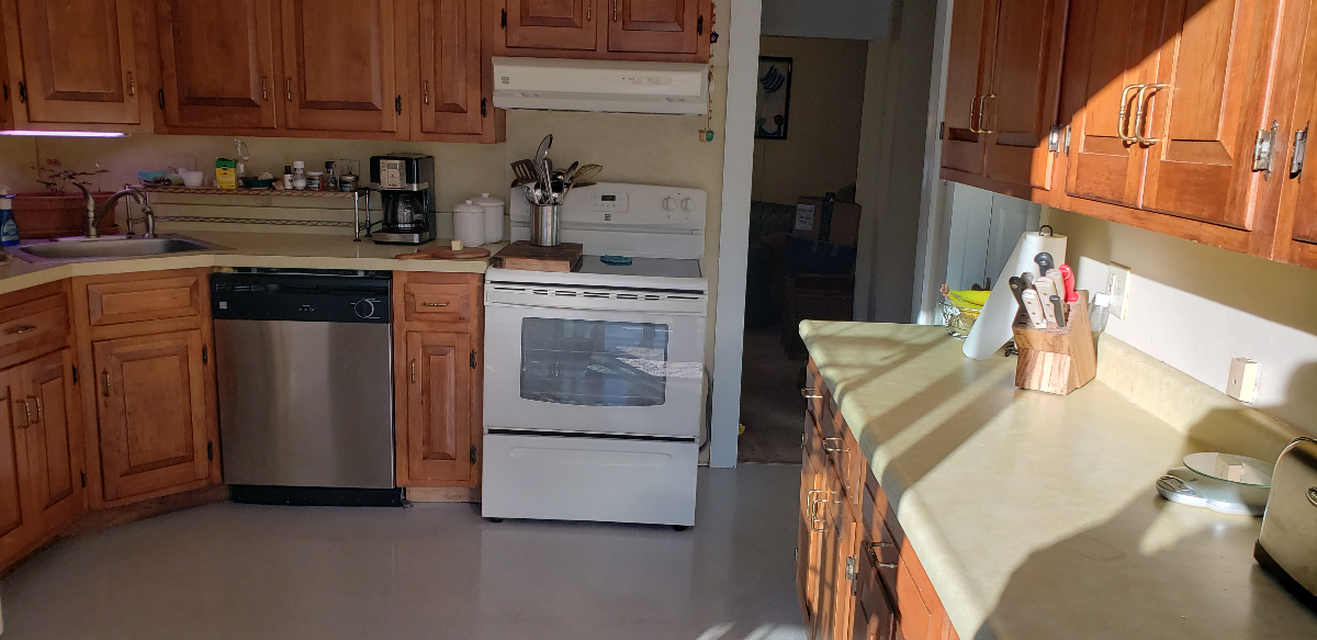 Private Suite in White River Junction - Photo 6