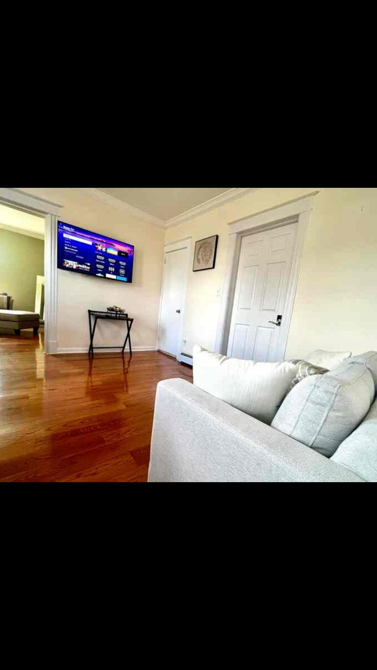1st Floor - Photo 3