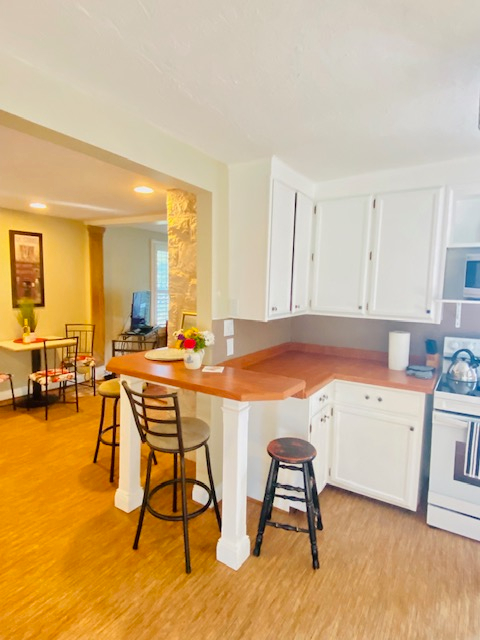 Lovely  Single Home - Photo 10