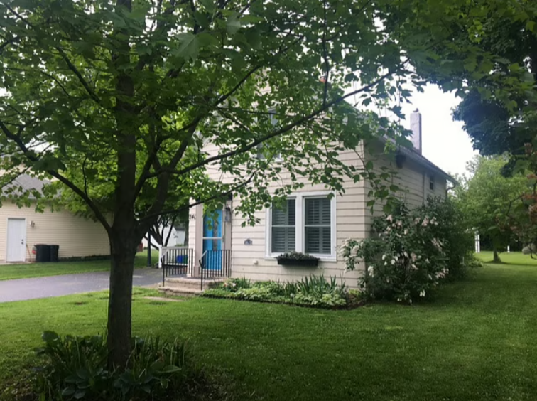 Lovely  Single Home - Photo 11