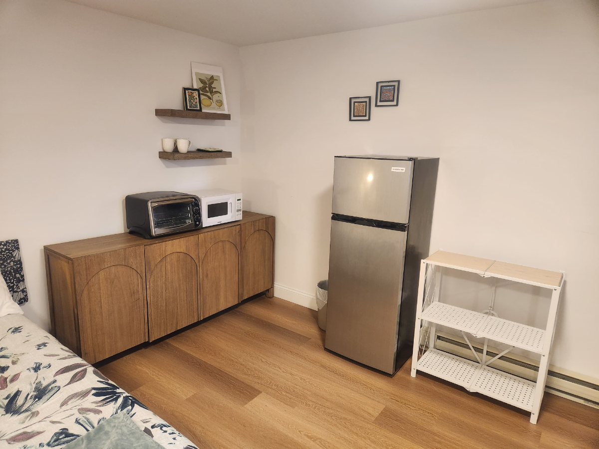 Buttercup Room at 31 Cabinetmaker Ln - Photo 10