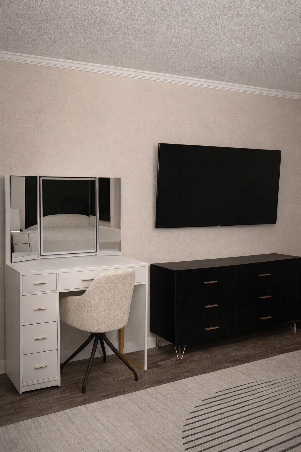 Cozy Condo - Photo 8
