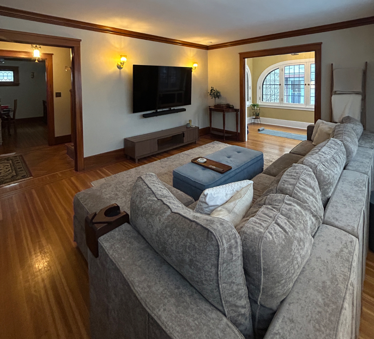 Beautiful 2 BR Home Near Hospitals (Offstreet Parking, Yard, Grill, In Unit Laundry) - Photo 2