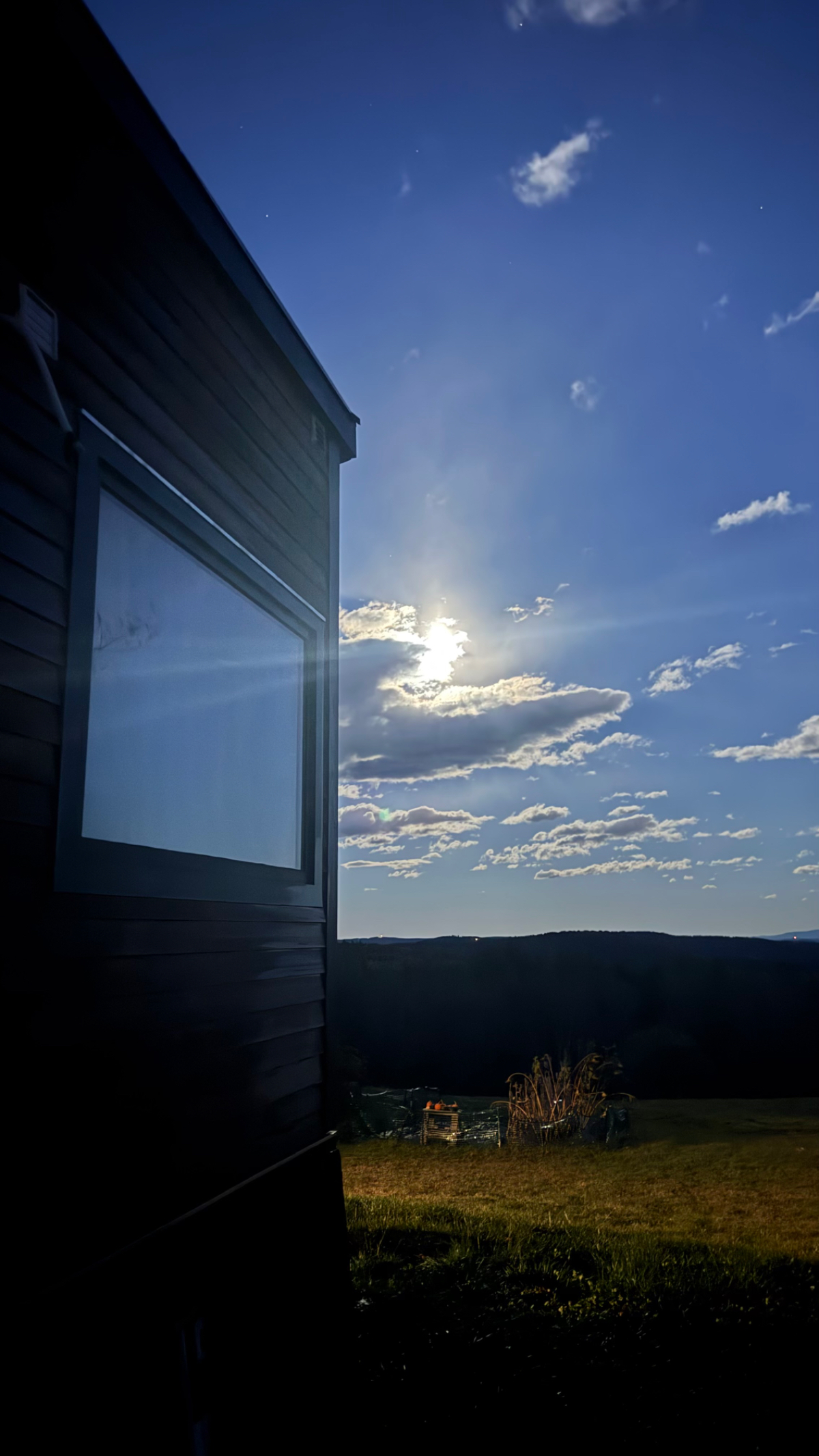 Cozy Mountain View Tiny Home - Photo 2