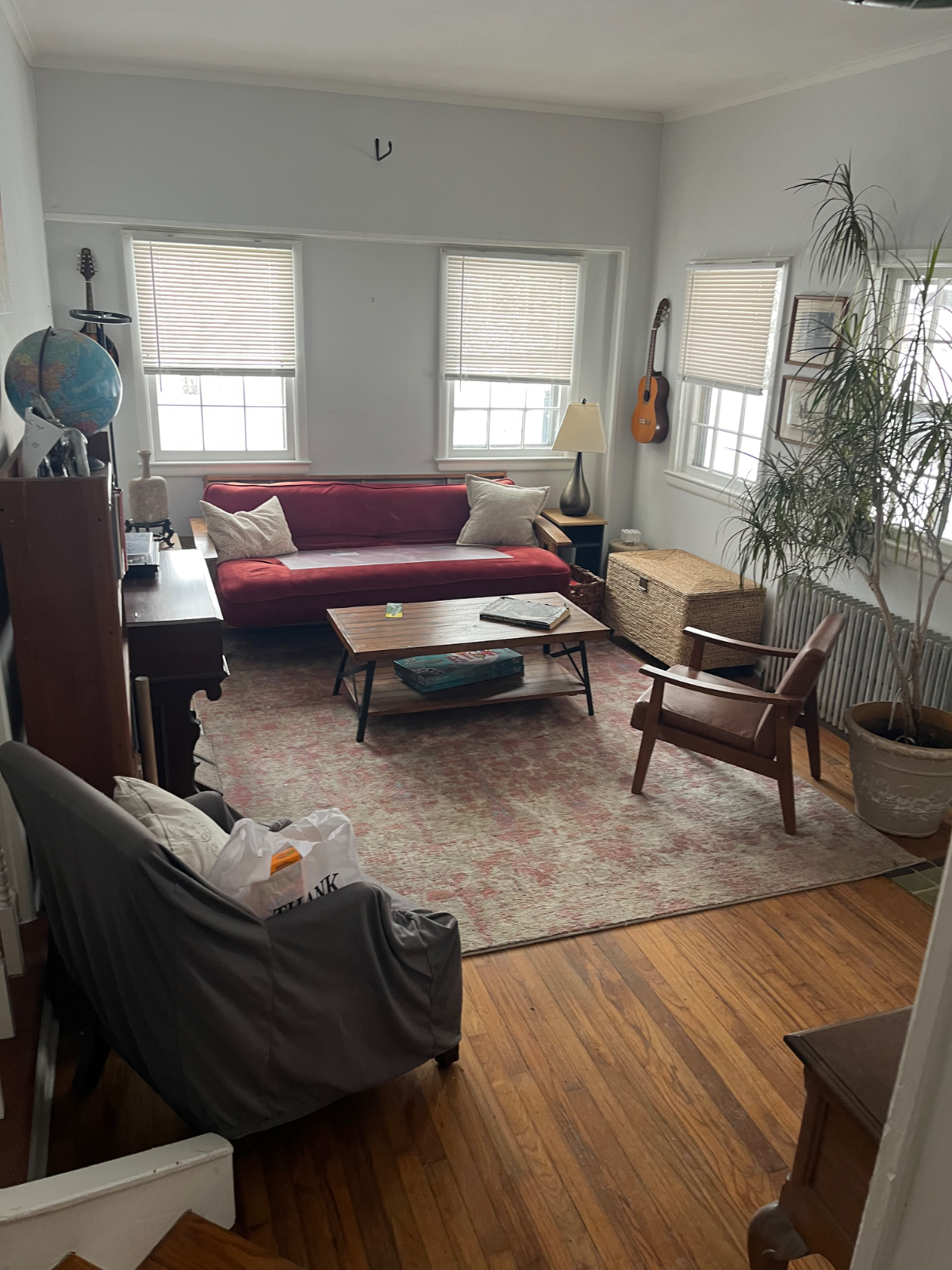 Private Furnished Room with Private Bath in Quiet Home - Photo 2