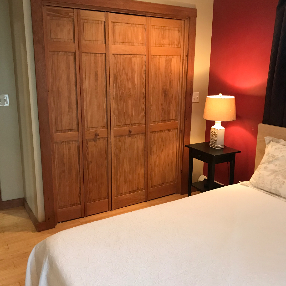 Great apartment near hospital - available Oct 1st - Photo 9