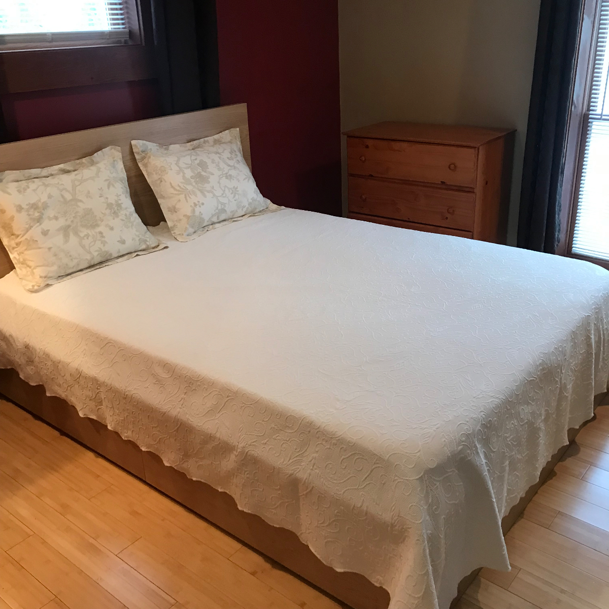 Great apartment near hospital - available Oct 1st - Photo 10