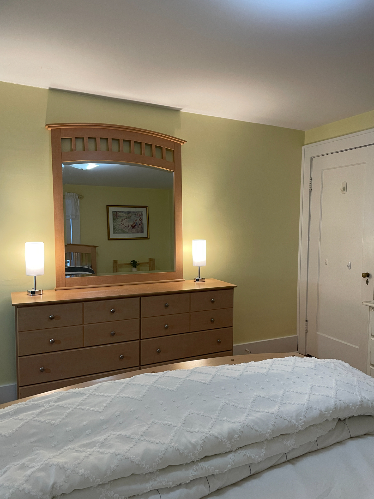Private Room on Tree-Lined Quiet Street - Photo 5