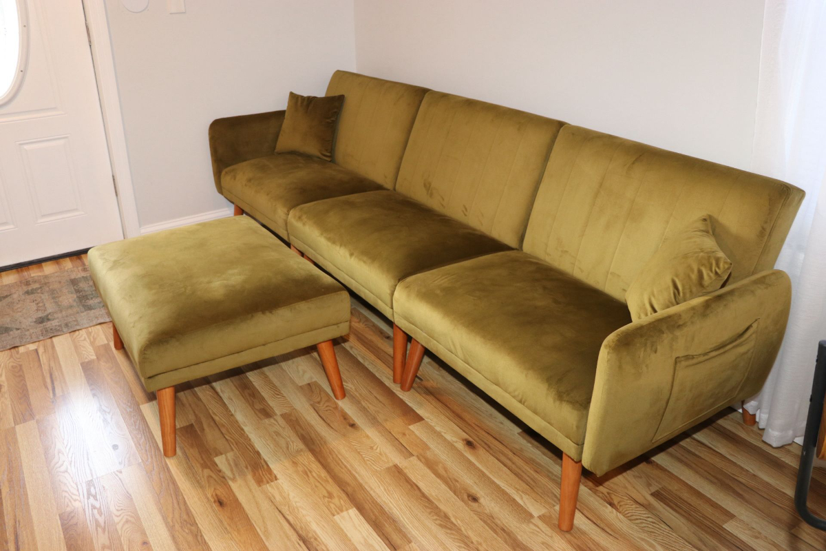 Beautiful and Elegant 3 Bedroom Apartment in the heart of Uniondale - Photo 3