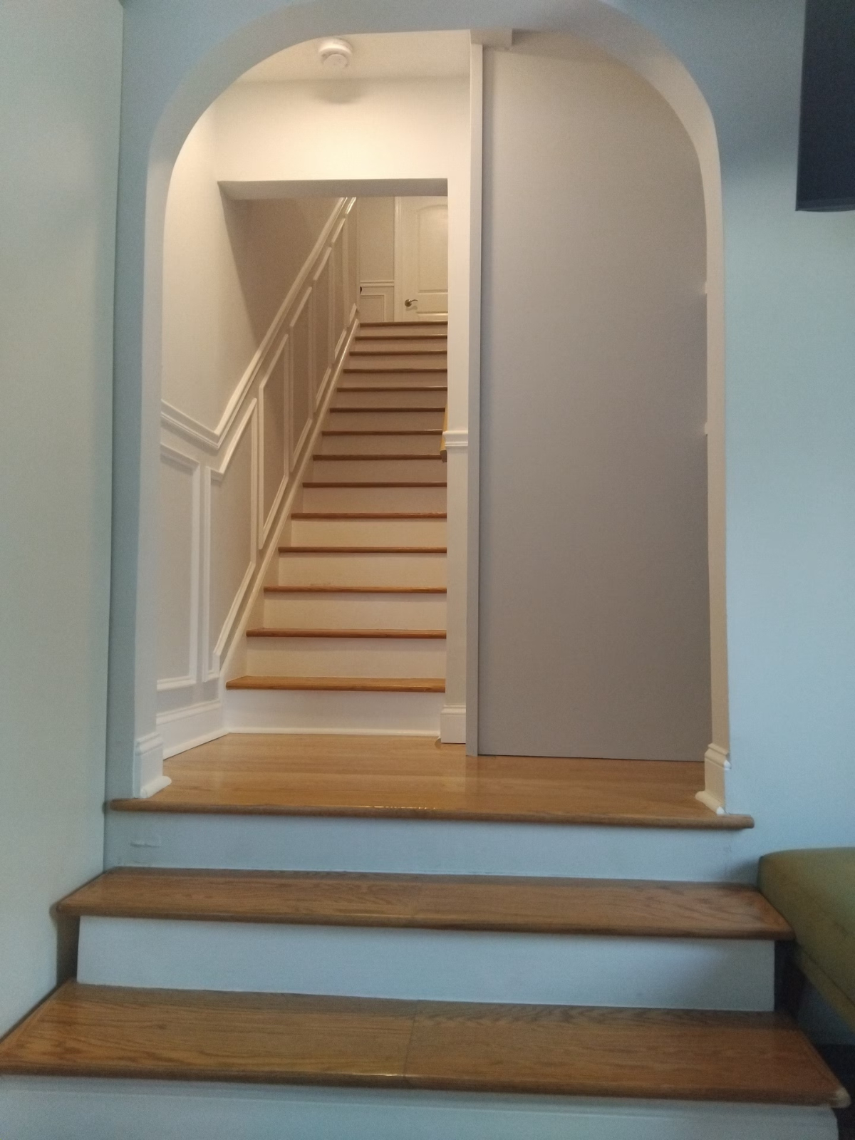 Beautiful and Elegant 3 Bedroom Apartment in the heart of Uniondale - Photo 8