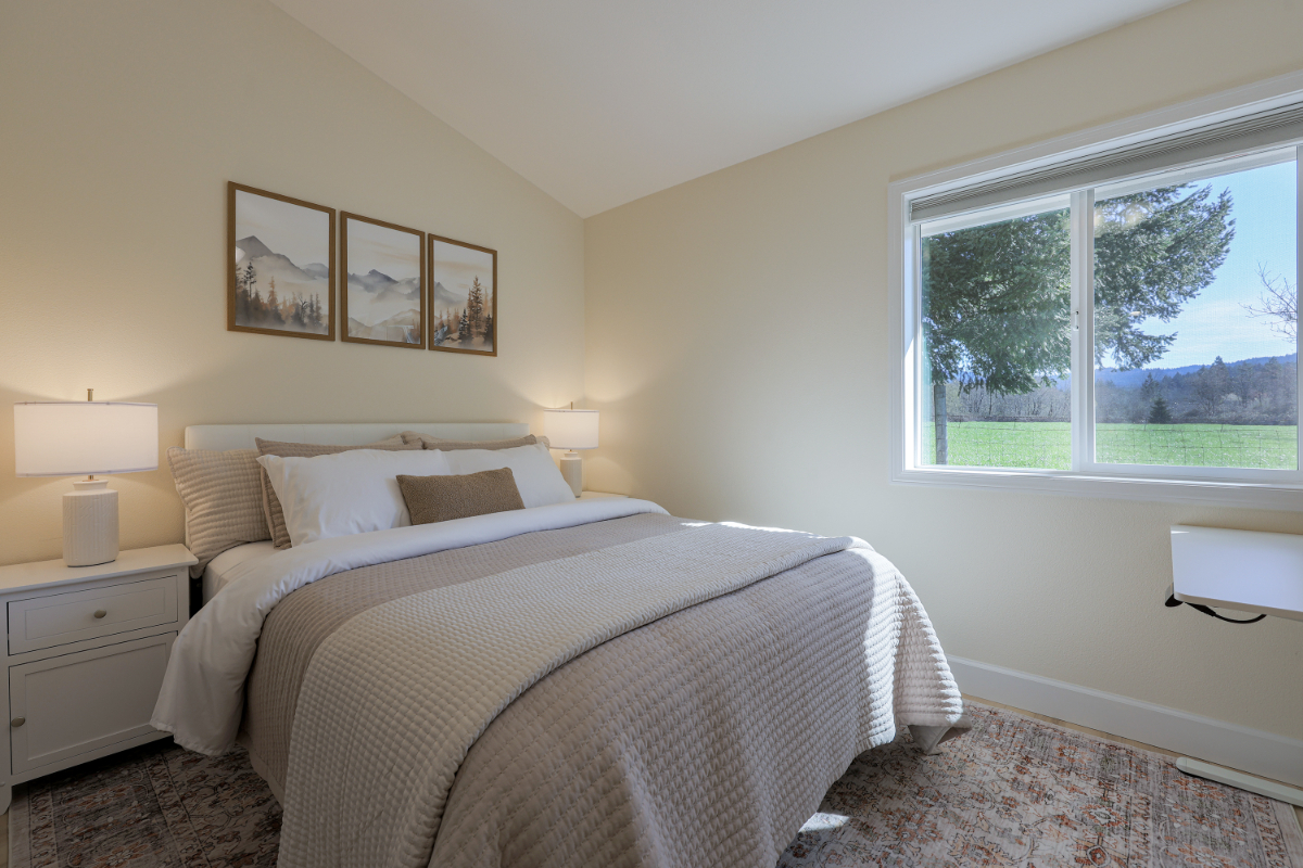 Quiet Private Farm Apartment on 7 Acres - Mountain Views - 30 Min to PDX - Photo 2